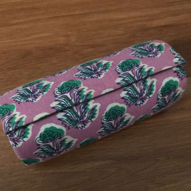 Neceser o porta gafas de NATURA