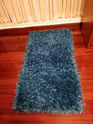 Alfombra azul eléctrico