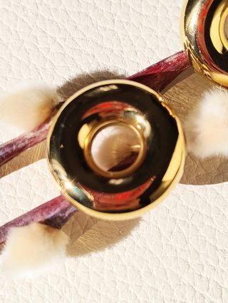 PENDIENTES DORADOS