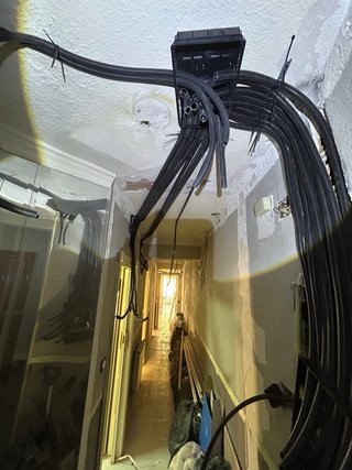 Electricista en granada, urgencias, 24h