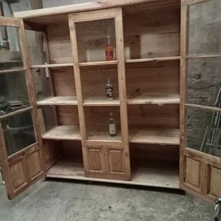 ANTIGUA VITRINA PINO OREGON  BUEN ESTADO