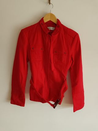Chaquera roja de Zara