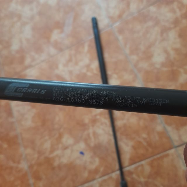 Amortiguadores de maletero