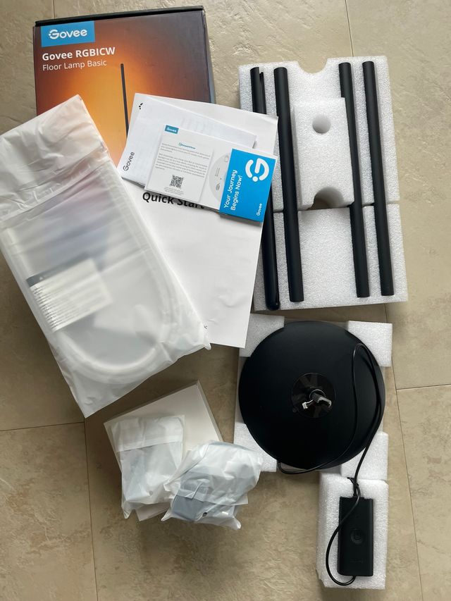 Govee Lámpara de Pie RGBIC H6076