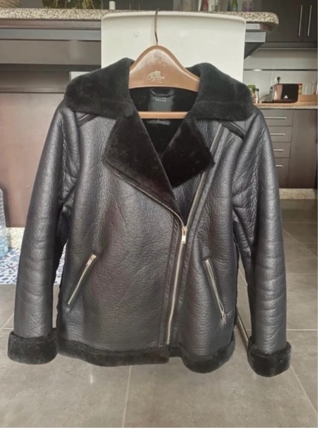 Cazadora biker. Talla S