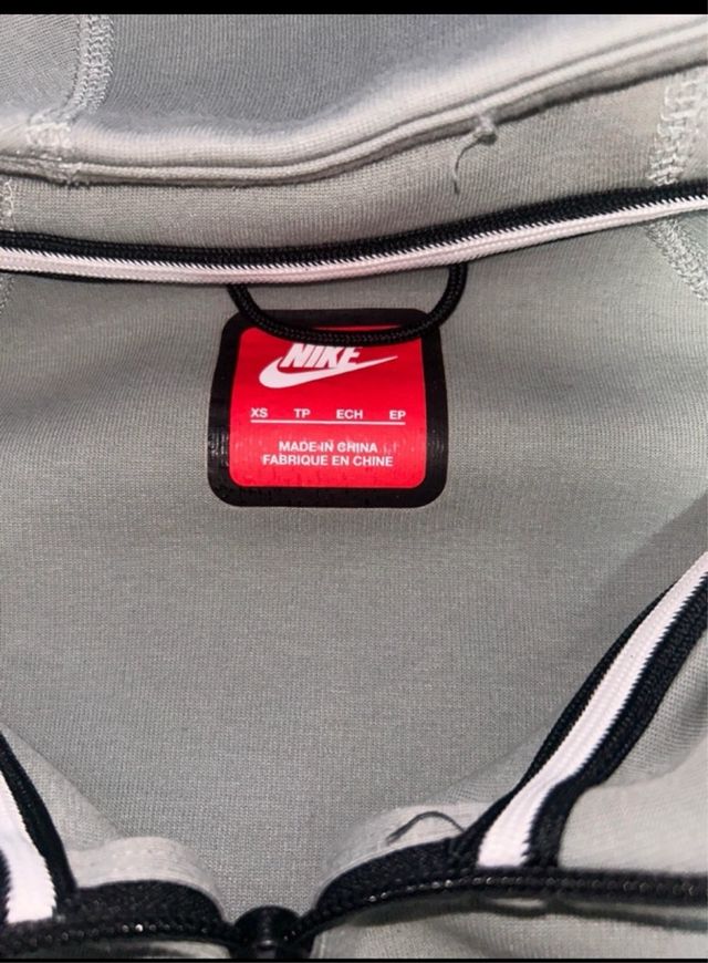 Nike tech grey XS