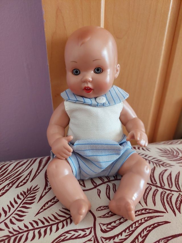 Juanin Pérez bebe
