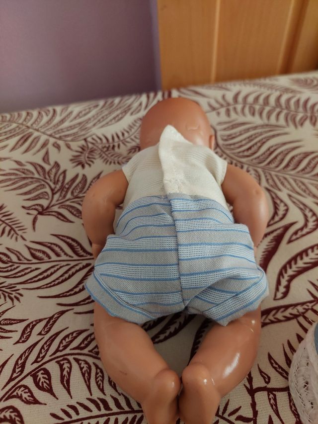 Juanin Pérez bebe