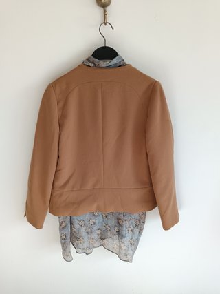 Chaqueta marrón