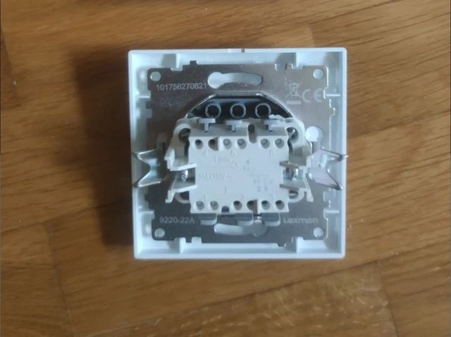 Interruptor persiana eléctrica