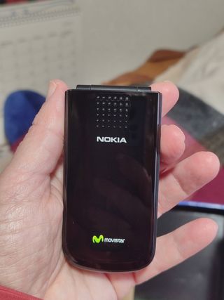Nokia 2720 fold