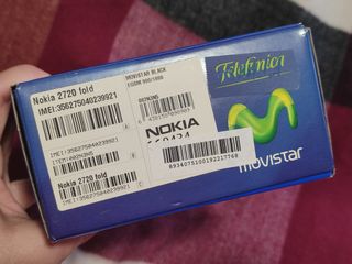 Nokia 2720 fold