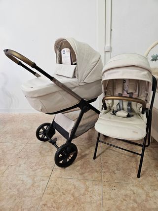 Pack Ahorro. Cochecito Chicco + cuna. Nuevo