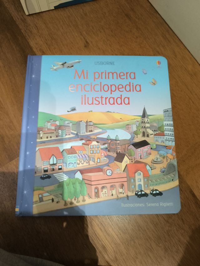 MI PRIMERA ENCICLOPEDIA ILUSTRADA (Spanish Edition)