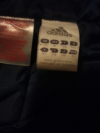Plumas Adidas