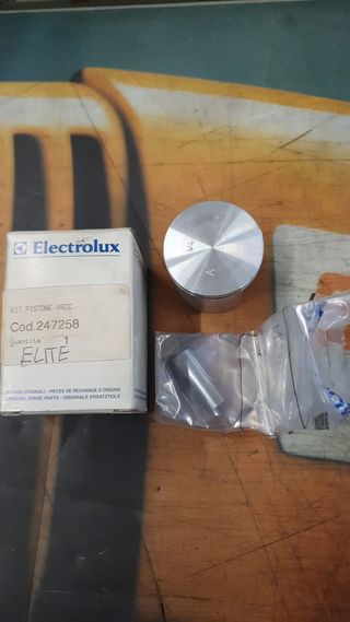 Kit pistone Electrolux 46 CC