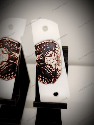 CACHAS DE EMPUÑADURA COLT 1911 COBRA