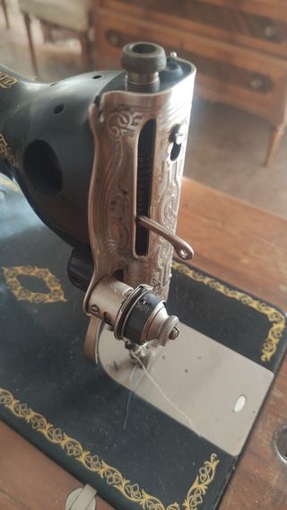 Maquina coser SINGER