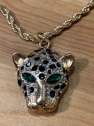 Colgante y cadena guepardo