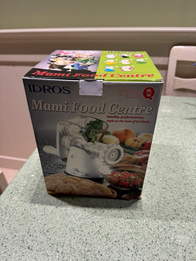 Mami Food Center  tritatutto cucina 