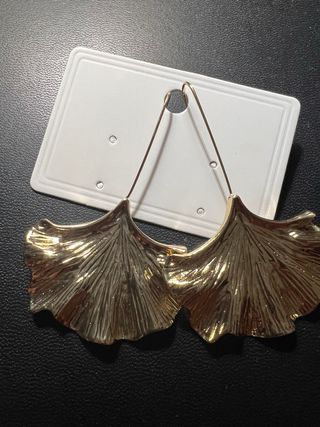 Pendientes dorados