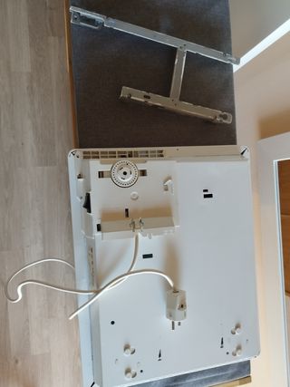 Calefactor atlantic y sujeción de pared