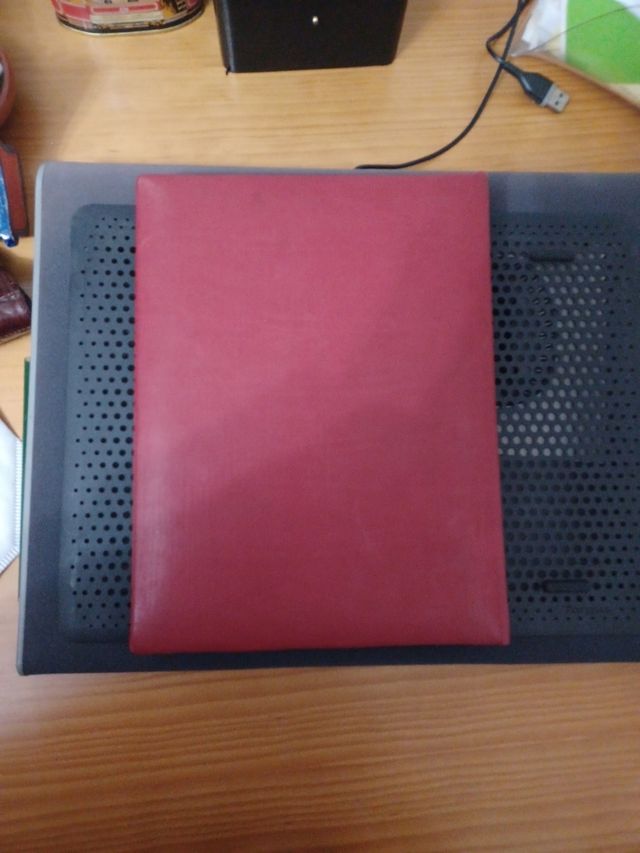 Album de sellos y algunos sellos