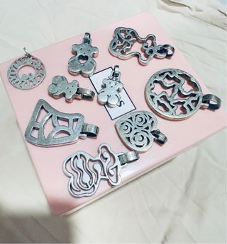 Pack de 7 colgantes Tous