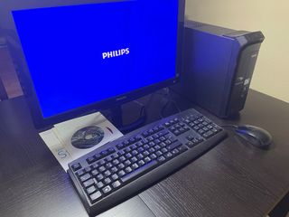 Ordenador PC Packard Bell, monitor teclado y ratón