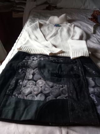 Falda Dessigual T. 44