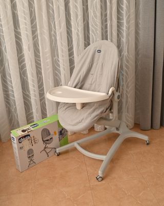 Culla, amaca, seggiolone e seggiolone Chicco Baby Hug 4 in 1