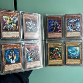 Raccoglitore carte Yu Gi oh!