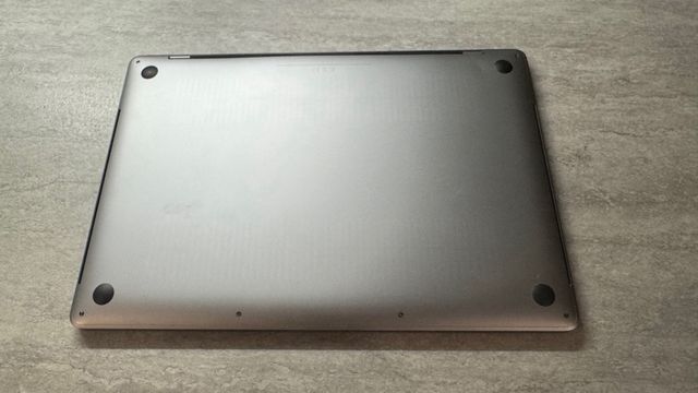 MacBook Pro i9 da 15 pollici da 1 TB