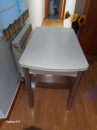 Se vende Fantástica Mesa de Cocina