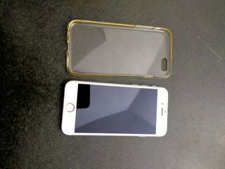 iPhone 6 bianco argento non funzionante 