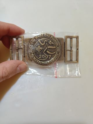 Habilla scout conmemorativa