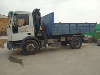 Camión Iveco 130E80