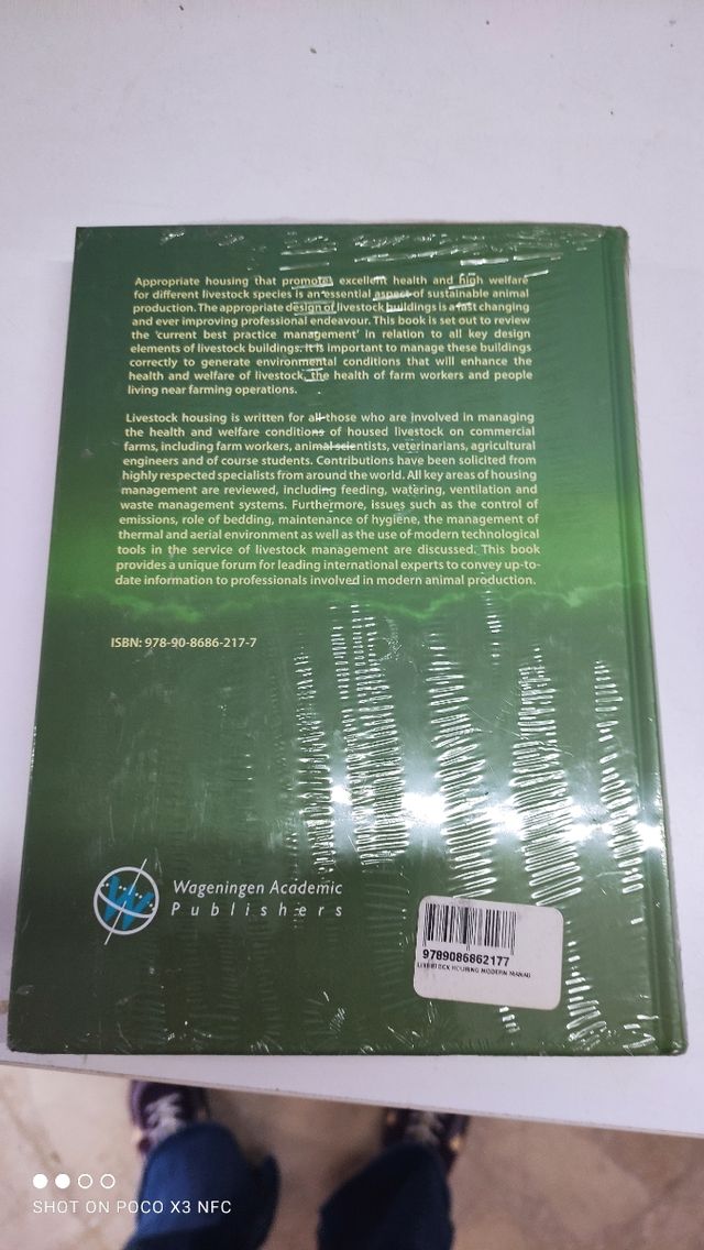 Livestock housing: Modern management to ensure optimal health and welfare of farm animals