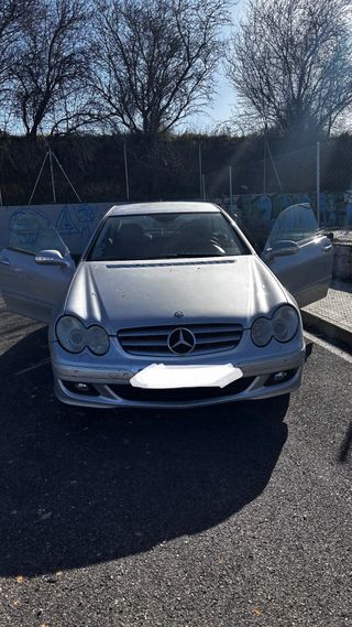 Mercedes-Benz  CLK 2009