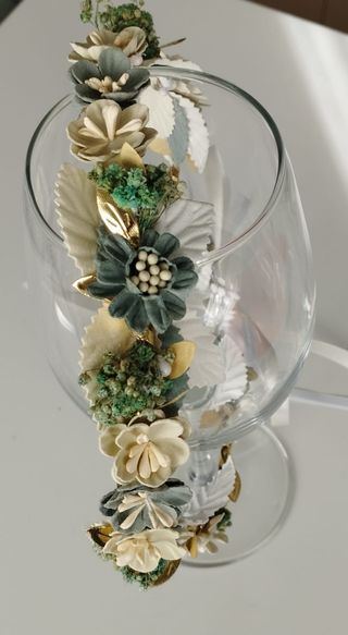 Corona comunión flores nueva más en mi perfil