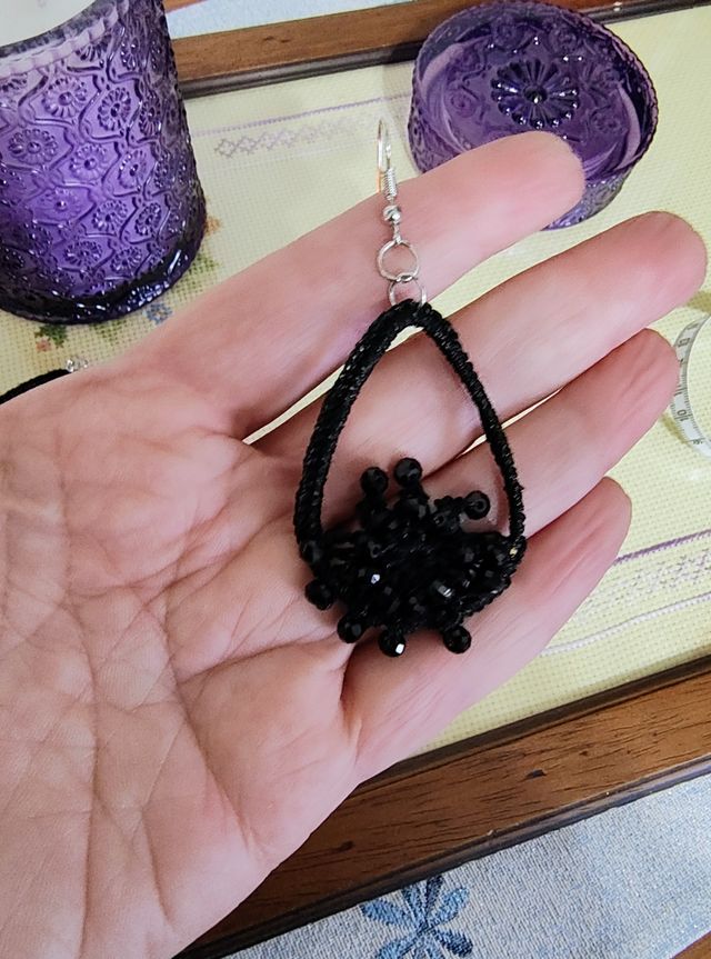 Orecchini neri uncinetto