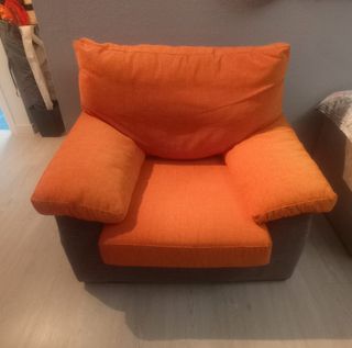 Uno o dos sillones individuales naranja y gris