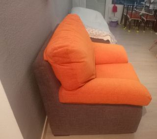 Uno o dos sillones individuales naranja y gris
