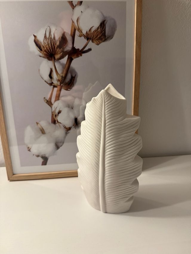 Vaso bianco in ceramica