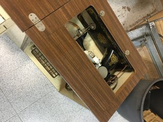 Maquina de coser Singer