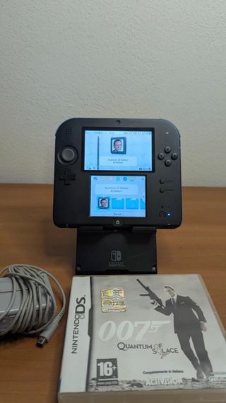 Nintendo 2DS con gioco e SD (A149)