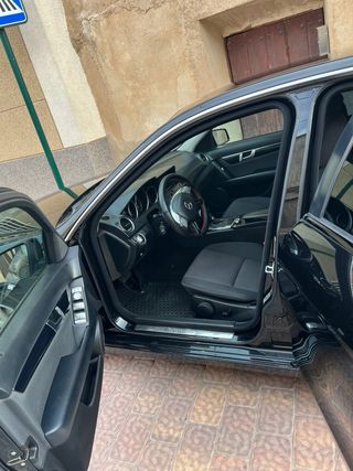 Mercedes-Benz Clase C 2011