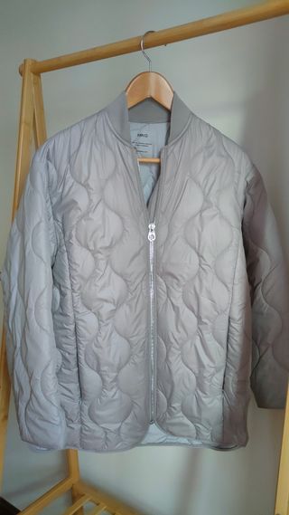 Chaqueta impermeable Mango