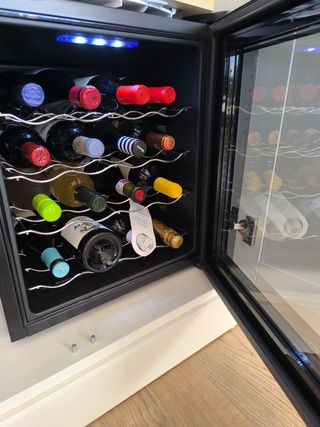 Vinoteca 16 botellas cecotec