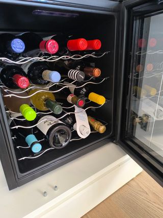 Vinoteca 16 botellas cecotec